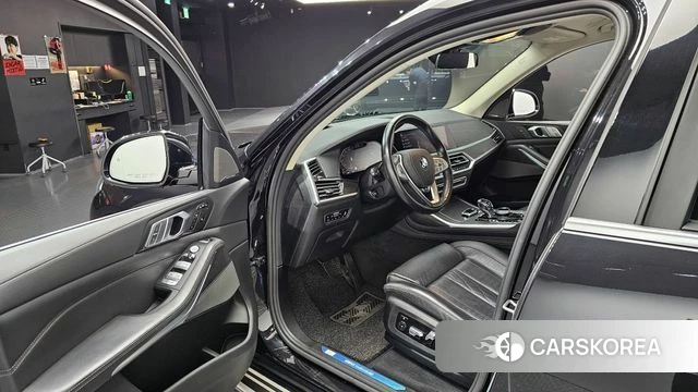 BMW X7 (G07) 2020 Черный из Кореи, фото 2