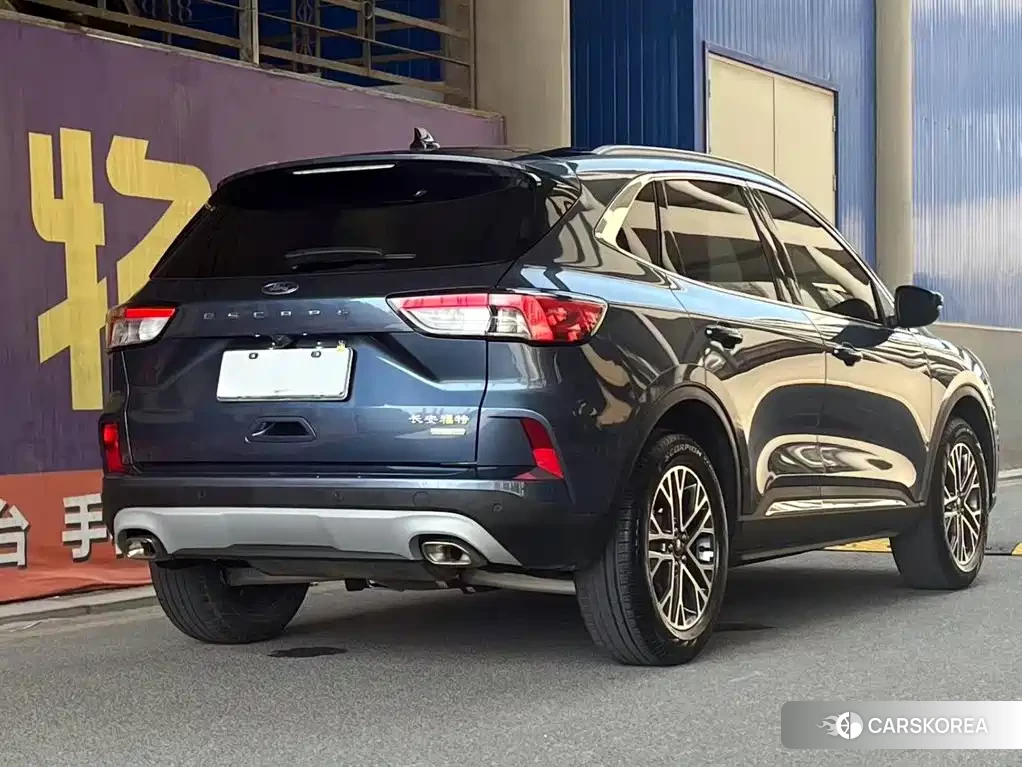 Ford Escape 2022 Синий из Китая, фото 2