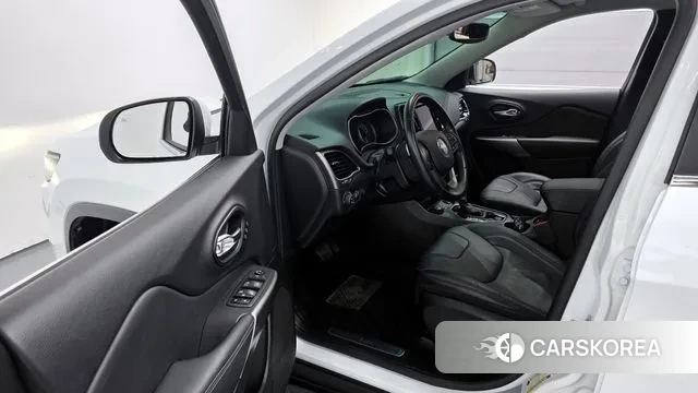 Jeep Cherokee (KL) 2021 Белый из Кореи, фото 2