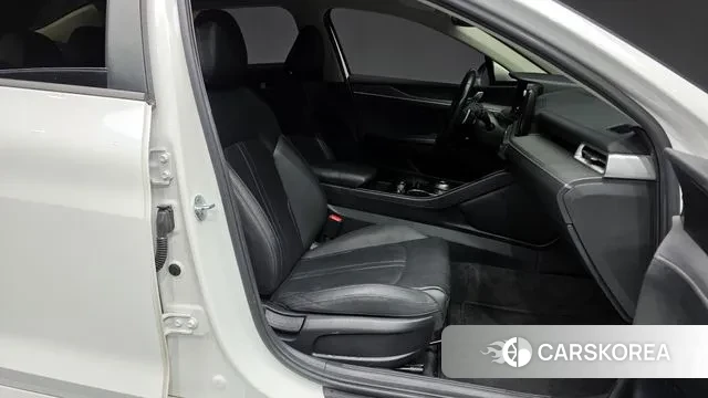 Kia K5 3rd generation 2021 Белый из Кореи, фото 2