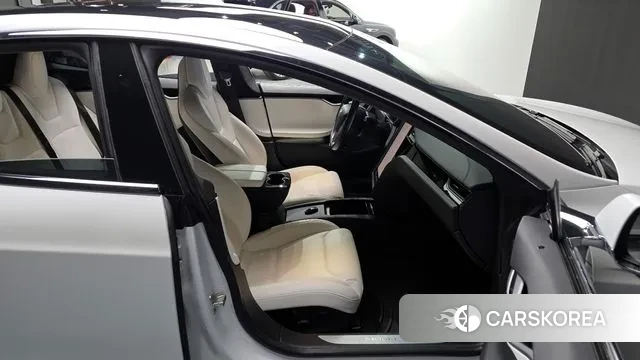 Tesla Model S 2020 Белый из Кореи, фото 2