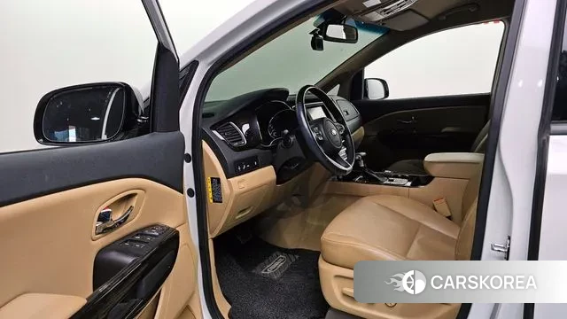 Kia The New Carnival 2019 Белый из Кореи, фото 2