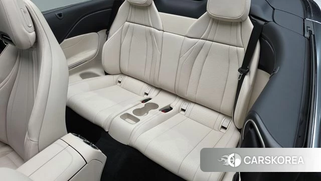 Mercedes-Benz CLE-Class C236 2025 Белый из Кореи, фото 2