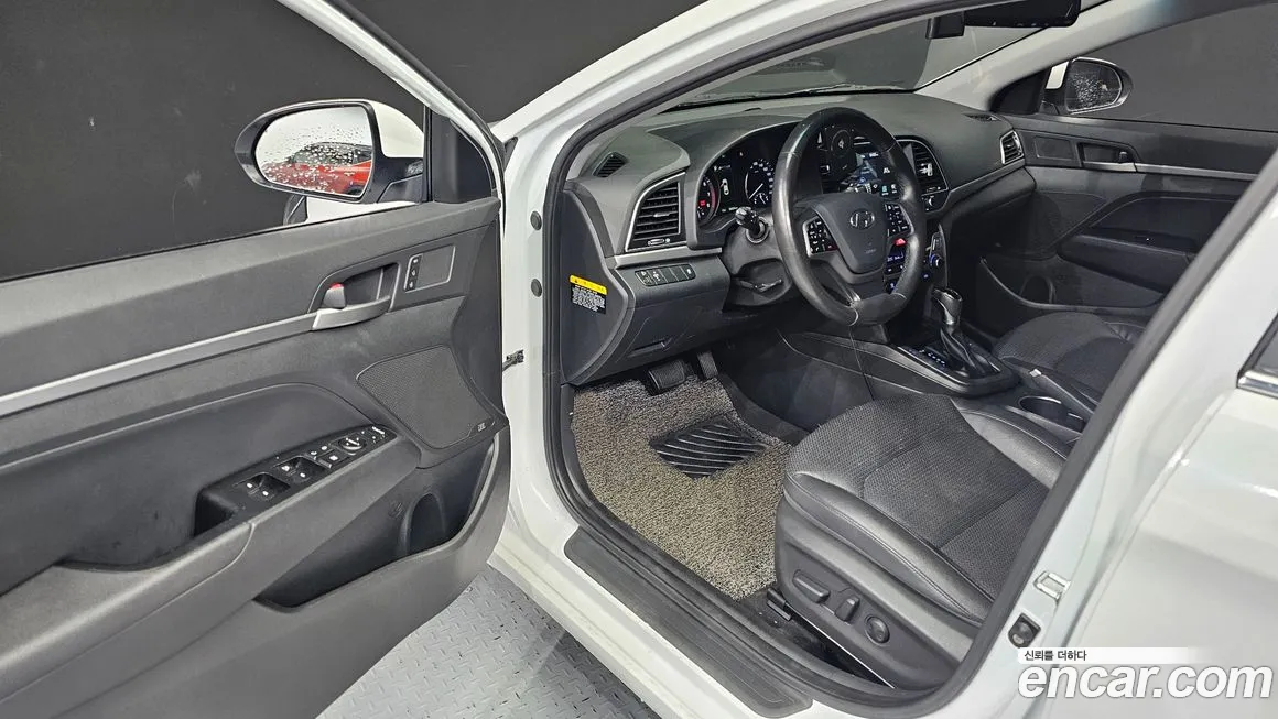 Hyundai Avante AD 2018 Белый из Кореи, фото 2