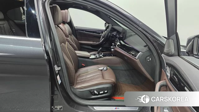 BMW 5 Series (G30) 2022 Серый из Кореи, фото 2