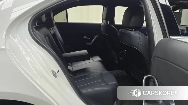 Mercedes-Benz A-Class W177 2022 Белый из Кореи, фото 2