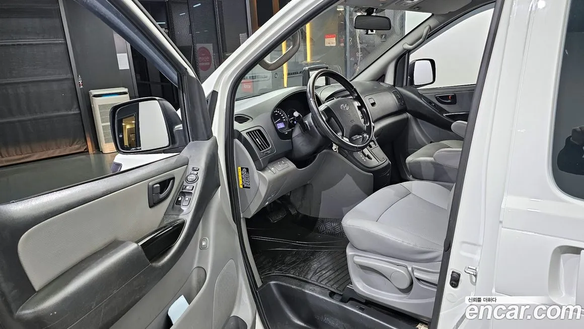 Hyundai The New Grand Starex 2018 Белый из Кореи, фото 2