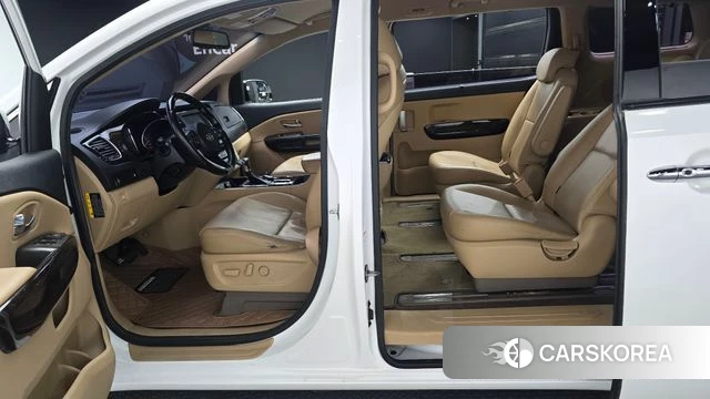 Kia The New Carnival 2018 Белый из Кореи, фото 2