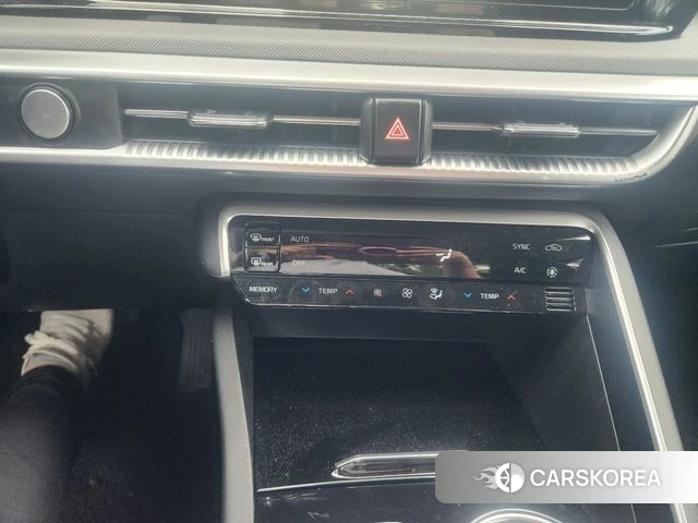 Kia K5 3rd generation 2023 Черный из Кореи, фото 2