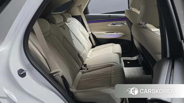 Genesis GV70 2025 Белый из Кореи, фото 2
