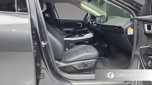 Kia EV6 2023 Серый из Кореи, фото 2