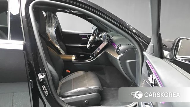 Mercedes-Benz C-Class W206 2024 Черный из Кореи, фото 2