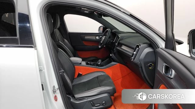 Volvo XC40 2018 Белый из Кореи, фото 2