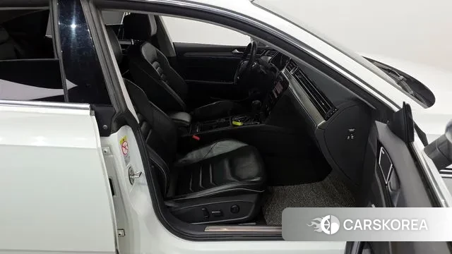 Volkswagen Arteon 2020 Белый из Кореи, фото 2