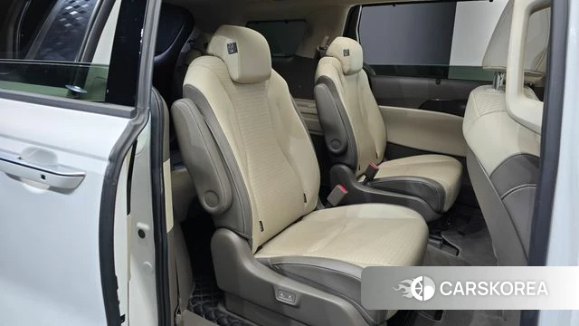 Kia Carnival 4th generation 2022 Белый из Кореи, фото 2