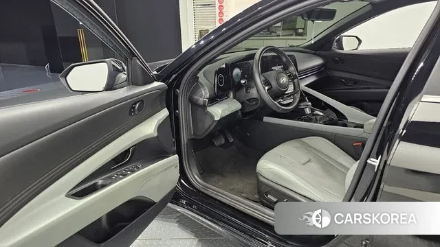 Hyundai The New Avante (CN7) 2023 Черный из Кореи, фото 2