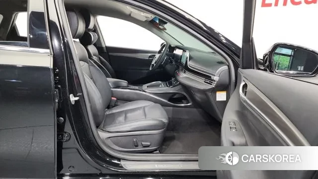 Hyundai The New Grandeur IG Hybrid 2022 Белый из Кореи, фото 2