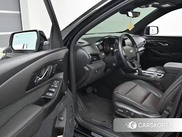 Chevrolet (GM Daewoo) Traverse 2023 Черный из Кореи, фото 2