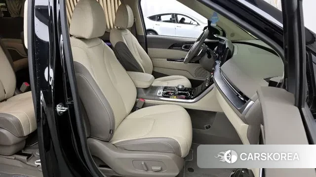 Kia Carnival 4th generation 2022 Черный из Кореи, фото 2
