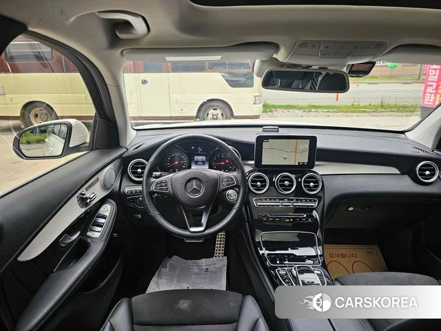 Mercedes-Benz GLC-Class X253 2019 Белый из Кореи, фото 2