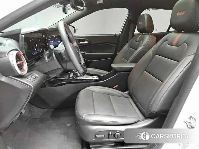 Chevrolet (GM Daewoo) Trax Crossover 2024 Белый из Кореи, фото 2