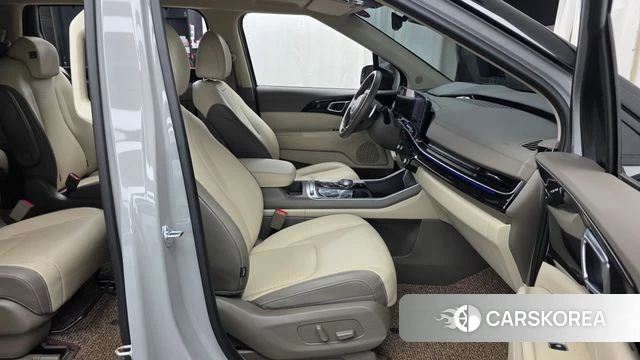 Kia The New Carnival 4th Generation 2024 Серый из Кореи, фото 2