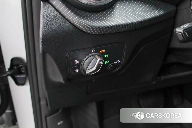 Audi Q2L 2023 Белый из Китая, фото 2