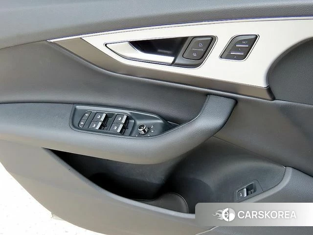 Audi Q7 (4M) 2019 Белый из Кореи, фото 2