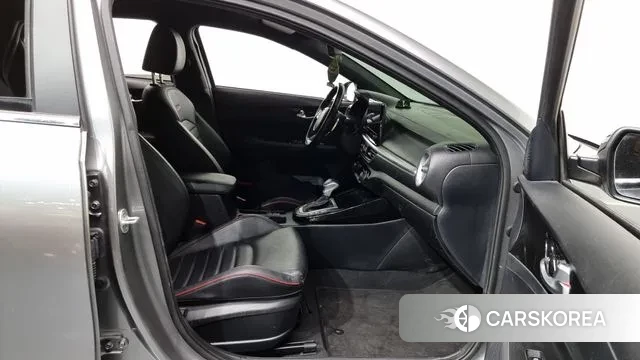 Kia The New K3 2nd generation 2022 Серый из Кореи, фото 2