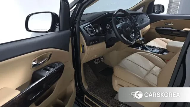 Kia The New Carnival 2020 Черный из Кореи, фото 2