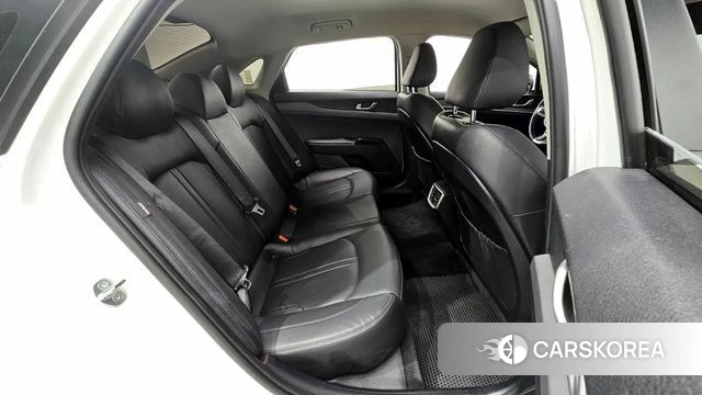 Kia K5 3rd generation 2021 Белый из Кореи, фото 2