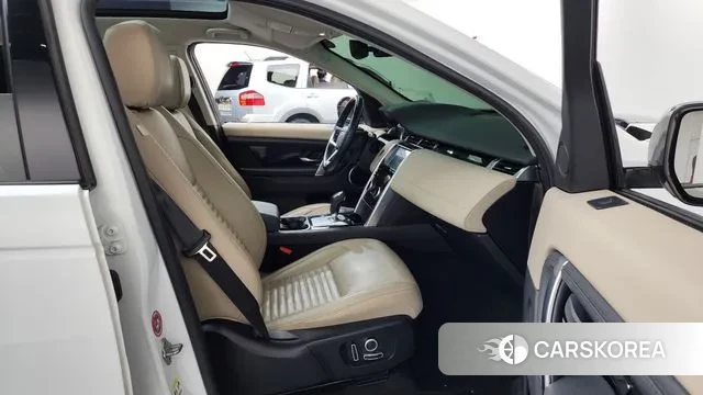 Land Rover Discovery Sports 2nd Generation 2021 Белый из Кореи, фото 2