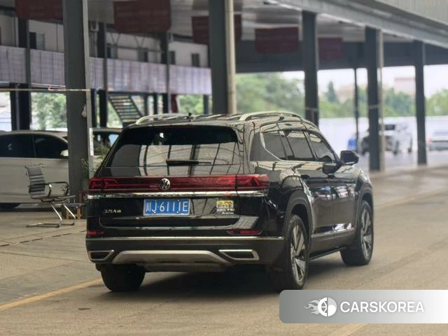 Volkswagen Tourang 2023 Черный из Китая, фото 2