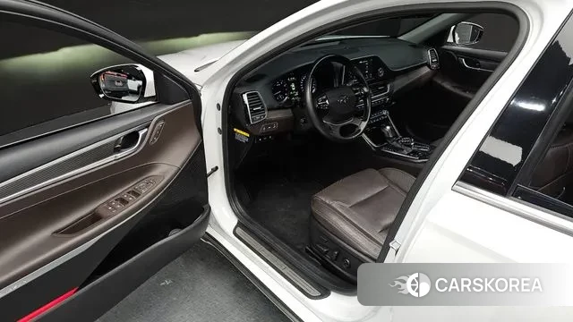 Hyundai Grandeur IG 2018 Белый из Кореи, фото 2