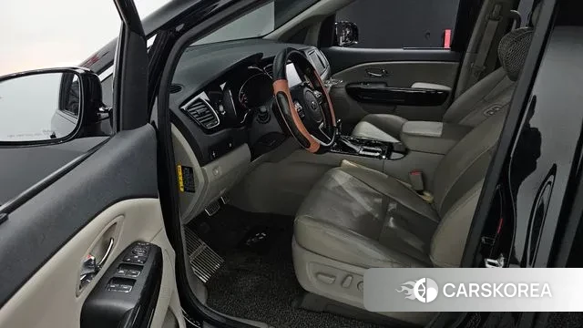 Kia The New Carnival 2018 Черный из Кореи, фото 2