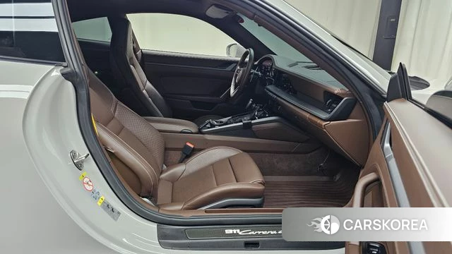 Porsche 911(992) 2022 Серебристо-серый из Кореи, фото 2