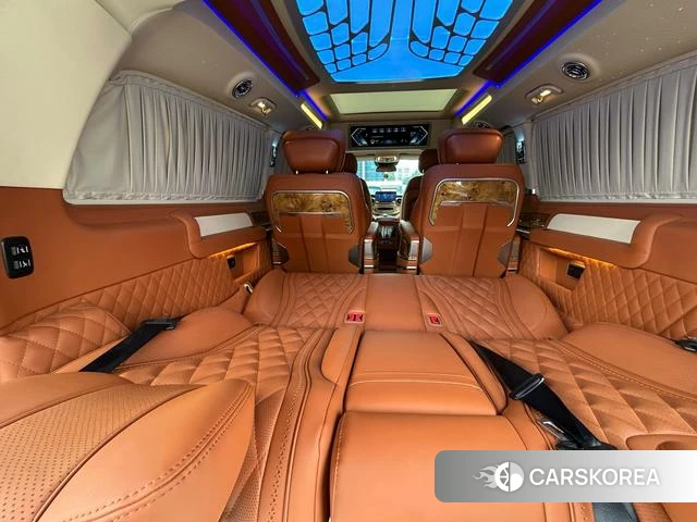 Mercedes-Benz V-class 2023 Черный из Китая, фото 2