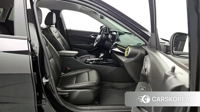 Chevrolet (GM Daewoo) Trax Crossover 2023 Черный из Кореи, фото 2