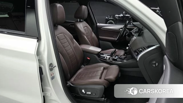BMW X3 (G01) 2021 Белый из Кореи, фото 2