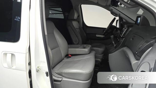 Hyundai The New Grand Starex 2020 Белый из Кореи, фото 2