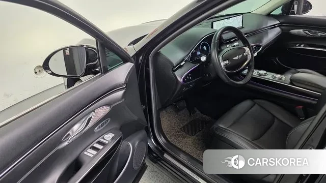 Genesis GV70 2021 Черный из Кореи, фото 2