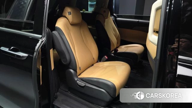 Kia Carnival 4th generation 2022 Черный из Кореи, фото 2