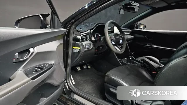 Hyundai Veloster (JS) 2018 Черный из Кореи, фото 2