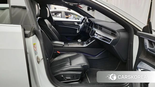 Audi A7 (4K) 2020 Белый из Кореи, фото 2