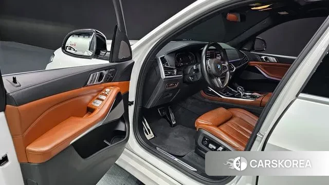 BMW X7 (G07) 2020 Белый из Кореи, фото 2