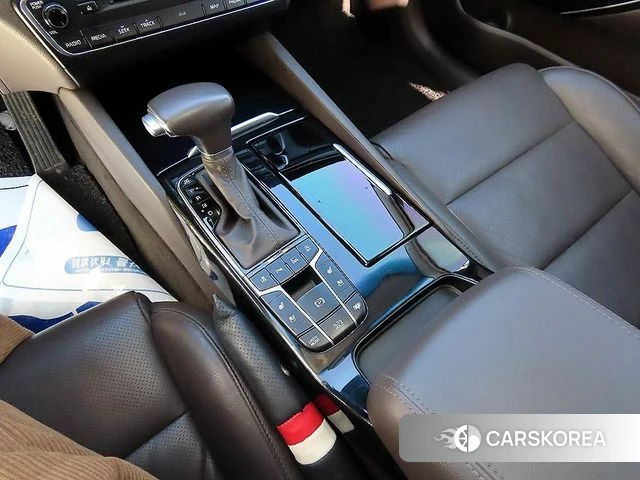 Kia Come New K7 2018 Белый из Кореи, фото 2