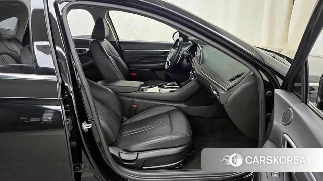 Hyundai Sonata (DN8) 2022 Черный из Кореи, фото 2