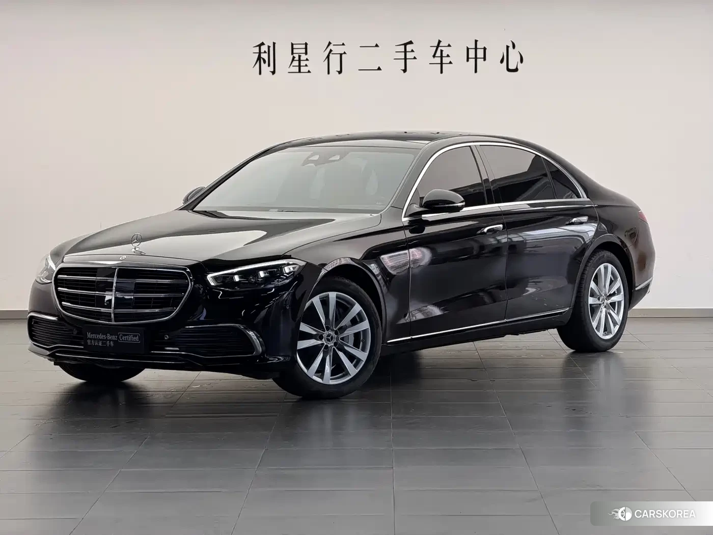Mercedes-Benz S-Class 2026 Черный из Китая, фото 2