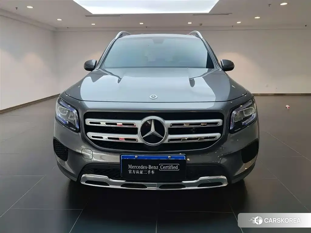 Mercedes-Benz GLB 2023 Silver/gray из Китая, фото 2