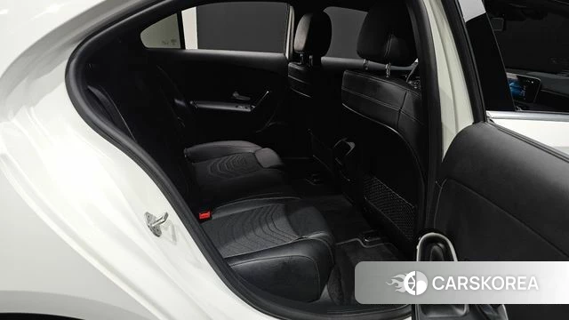 Mercedes-Benz A-Class W177 2020 Белый из Кореи, фото 2